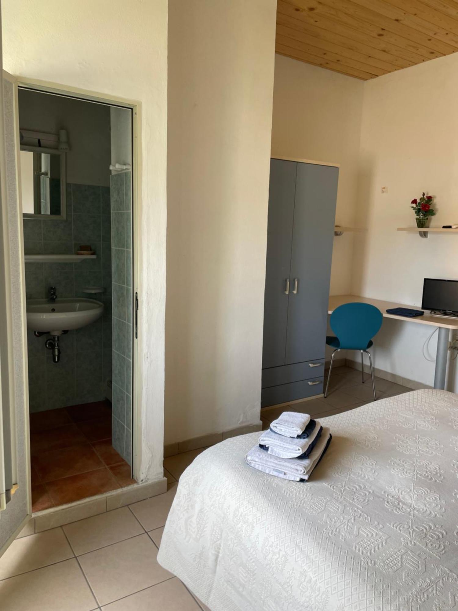 Hotel Miramare Bosa Marina Εξωτερικό φωτογραφία