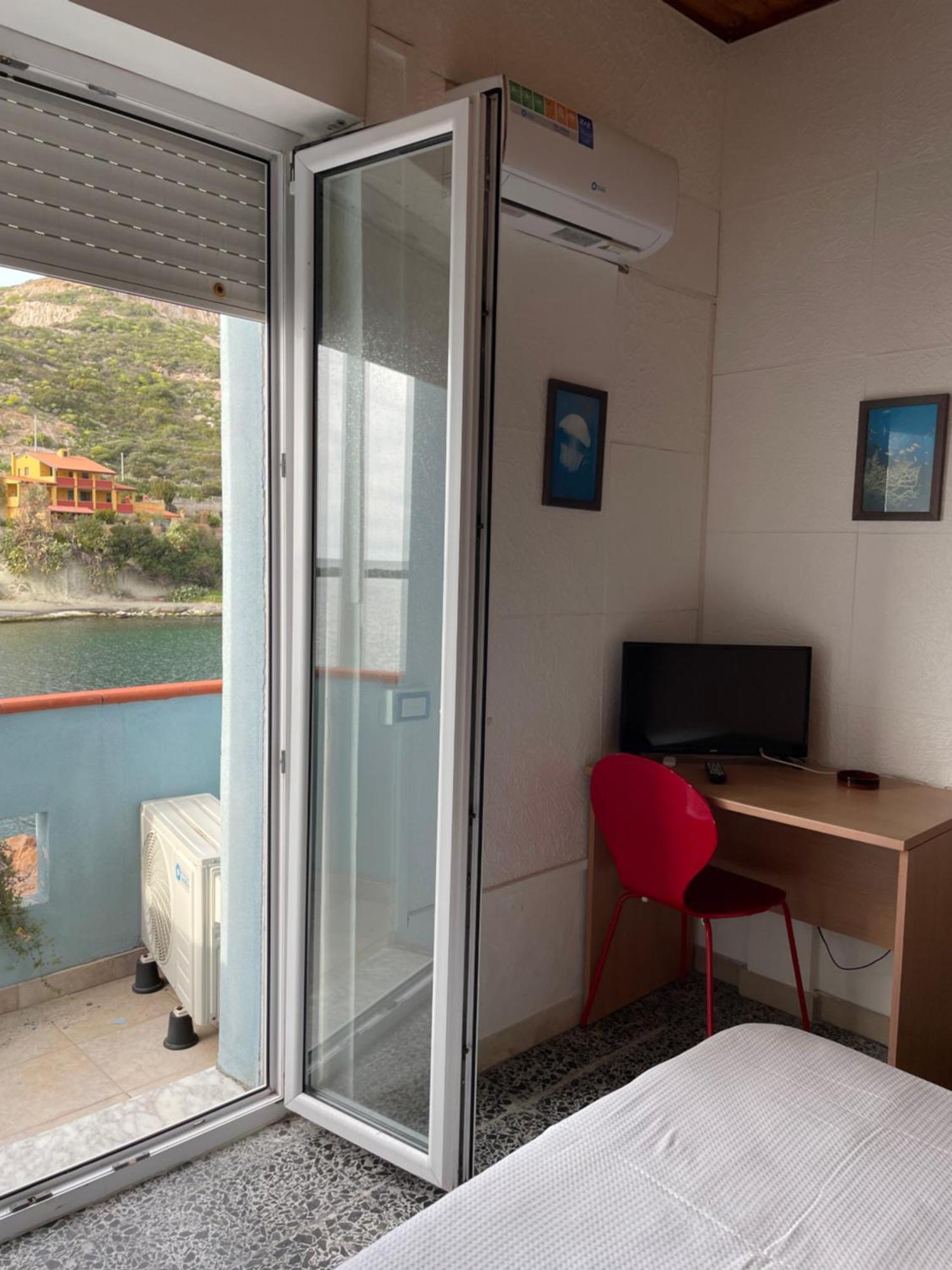 Hotel Miramare Bosa Marina Εξωτερικό φωτογραφία