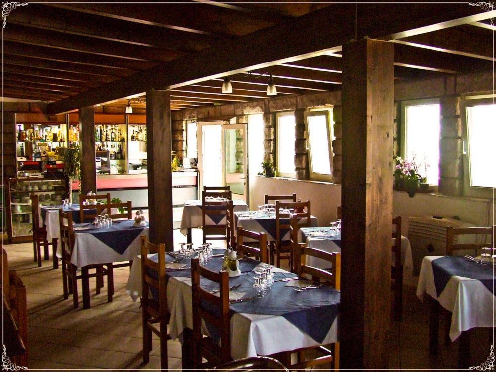 Hotel Miramare Bosa Marina Εξωτερικό φωτογραφία