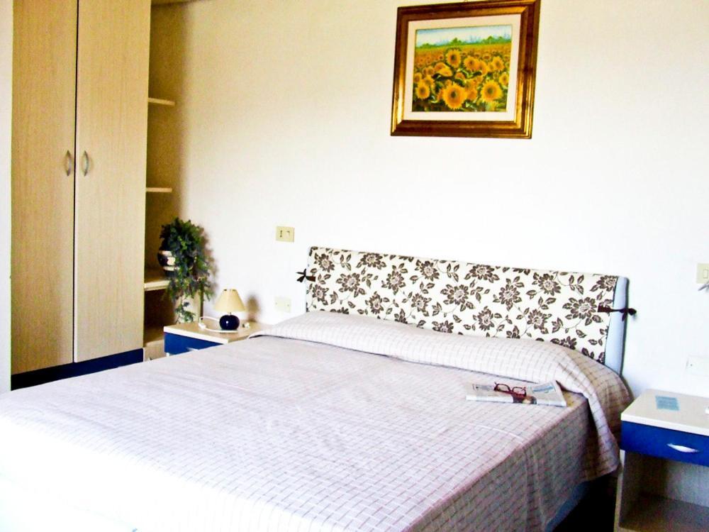 Hotel Miramare Bosa Marina Δωμάτιο φωτογραφία